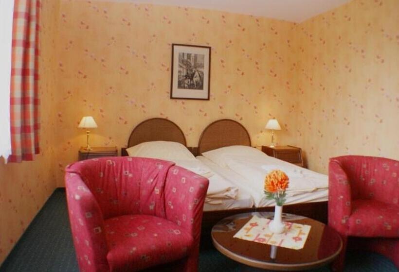 Номер Стандарт Индивидуальный, Gasthaus & Hotel Lindenkrug