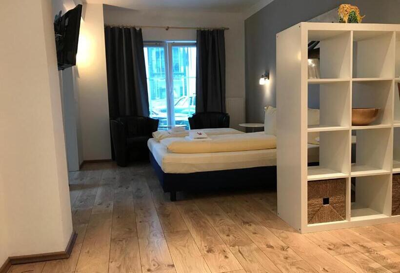 استودیوی استاندارد, Apartments Les Jardins