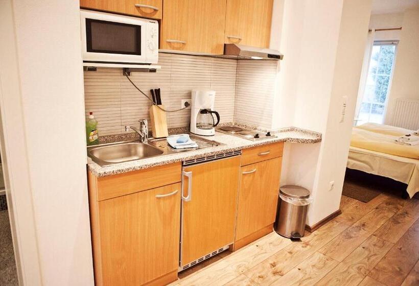 اتاق راحتی, Apartments Les Jardins