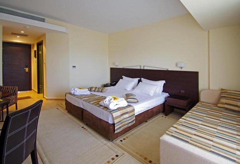 스탠다드 룸, Cronwell Platamon Resort
