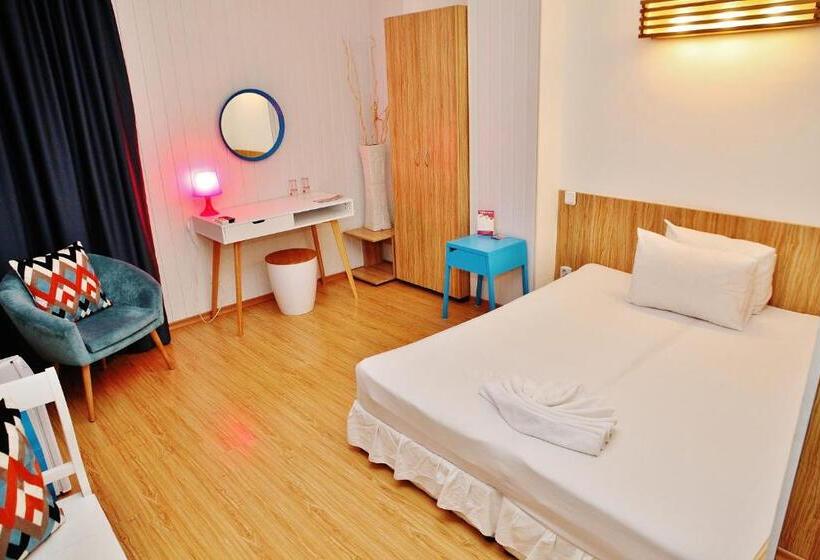Номер Economy, Art Hotel Simona