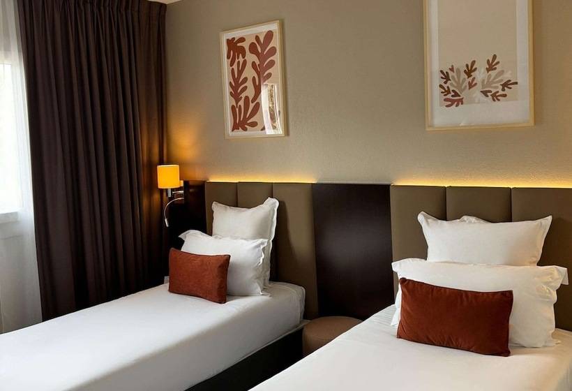 Номер Executive Вид на Бассейн, Best Western Terre De Provence