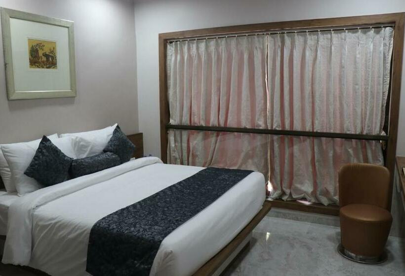 豪华房间, Nest Beacon Resort Daman