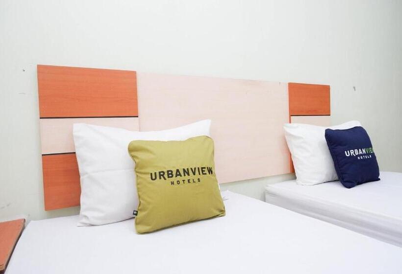 اتاق استاندارد, Urbanview Hotel Platinum Parepare