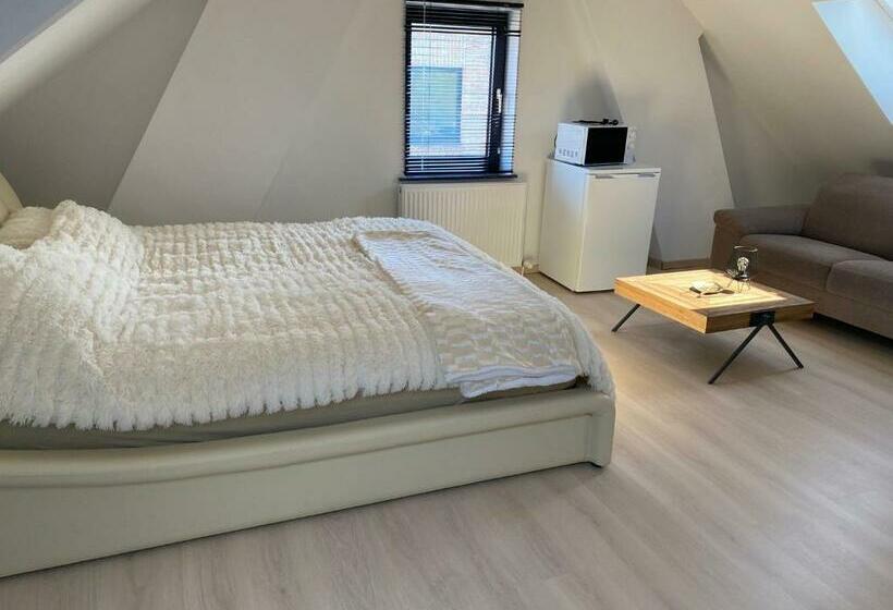 Номер Стандарт, Guesthouse Luis Met Gedeelde Badkamer En Keuken