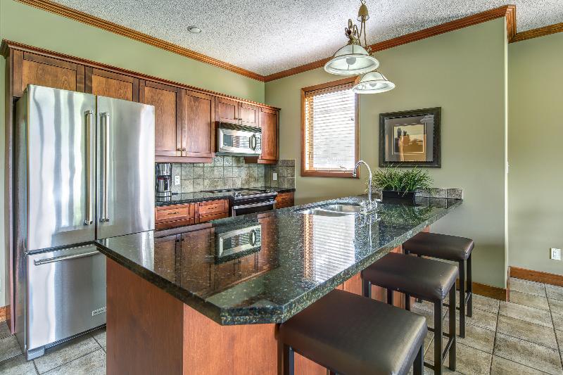 Люкс 2 Спальни, Bighorn Meadows Resort
