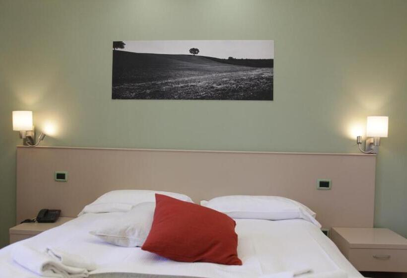 Четырехместный Номер Стандарт, Albergo Da Benedetta