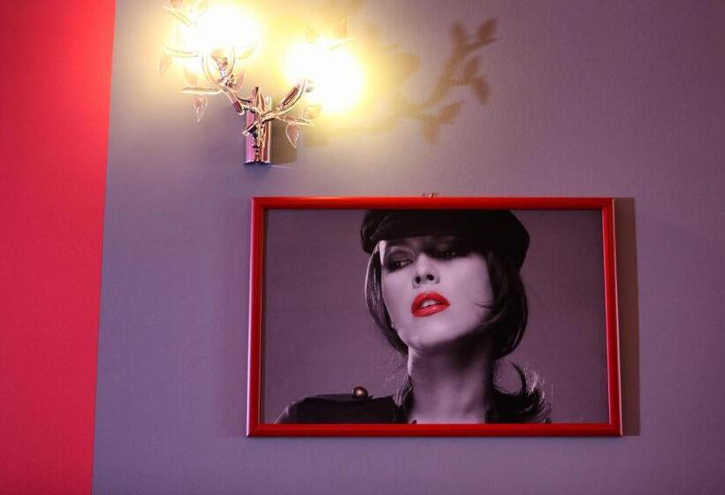 Romantic Room, Simfonia Boutique