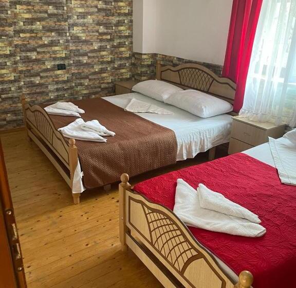 Трехместный Номер Базовый, Guest House “ Center Theth “