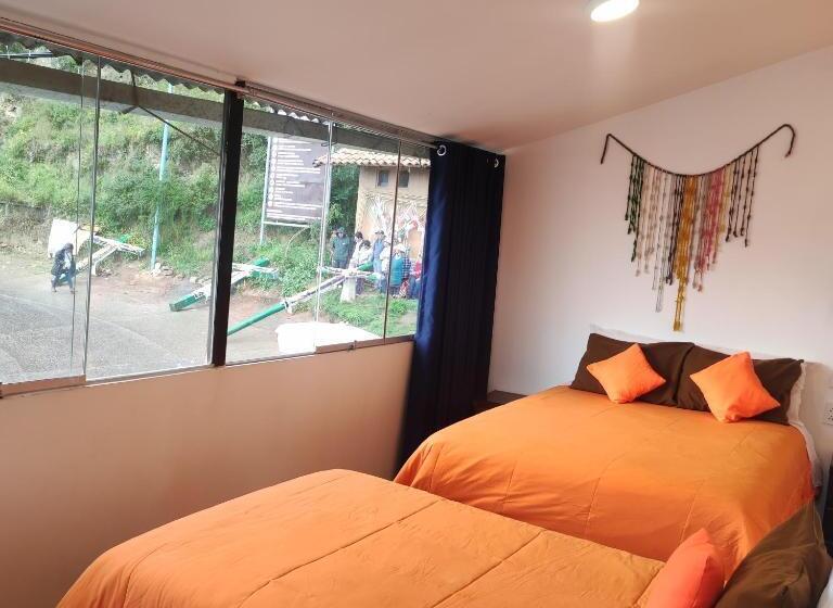 Quarto Triplo Estandar, Casa Sapantiana Con Vista Al Bosque, Cerca A Sacsayhuaman