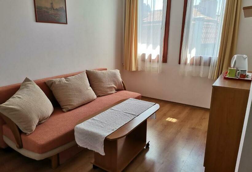 Люкс с Террасой, Guest Rooms Melsambria