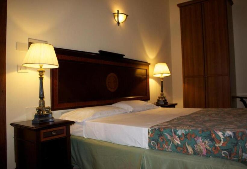 Номер Стандарт, Antico Residence Roma