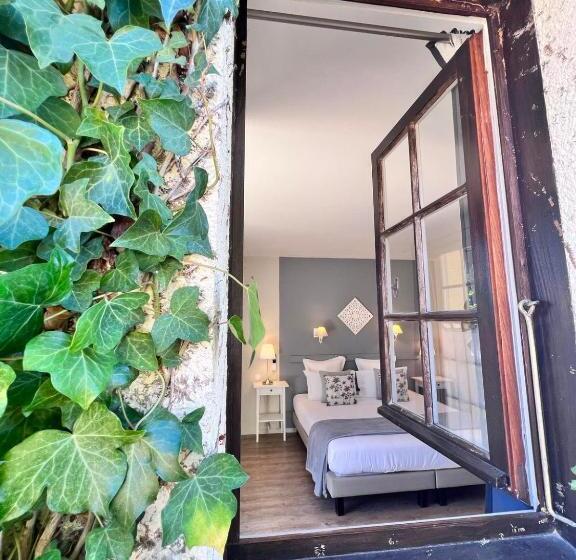 Люкс 2 Спальни, Hôtel Les Vieilles Tours Rocamadour