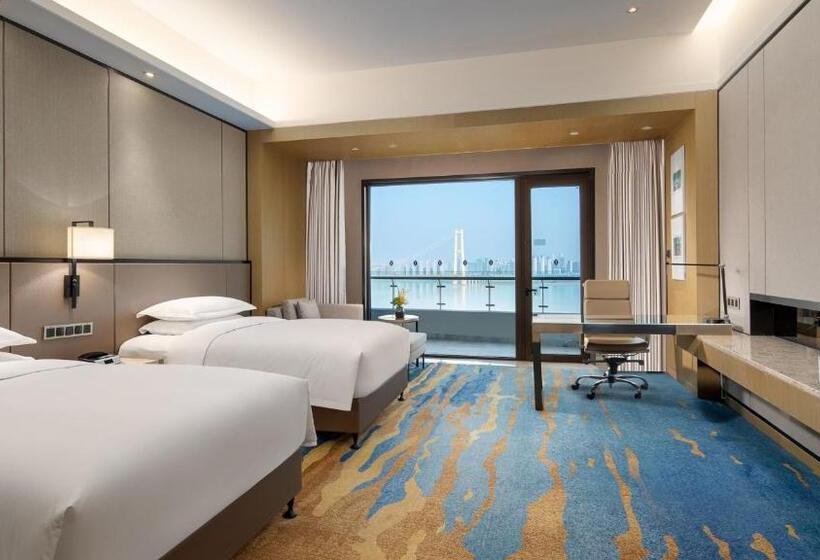 Номер Премиум, Intercontinental Wuhan By Ihg