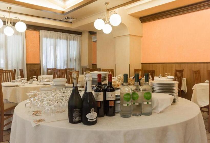 스탠다드 트리플 룸, Park Hotel Ristorante Ca  Bianca