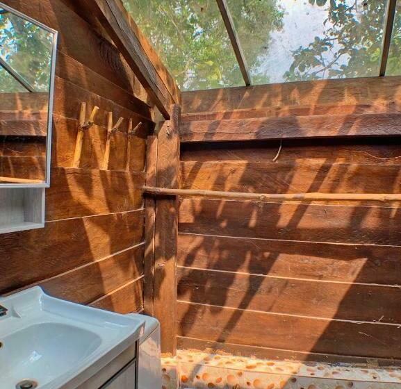 Номер Стандарт Вид на Горы, Nature Lodge