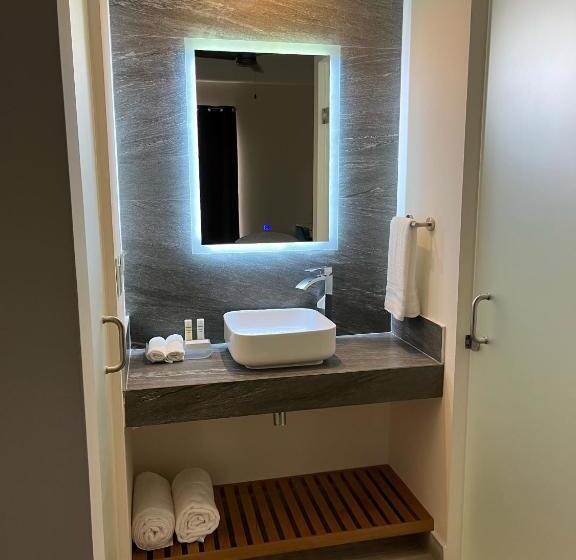キングサイドベッドのスタンダードワンルーム, The Cove Boutique Hotel Adults Only