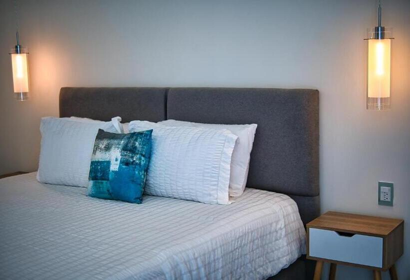 ビラホテル１ベッドルーム, The Cove Boutique Hotel Adults Only