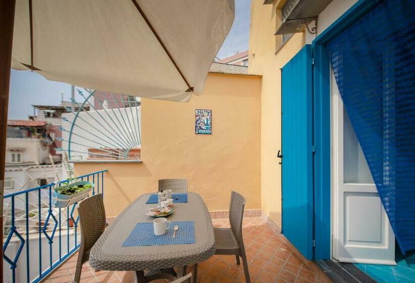 استودیوی استاندارد با چشم‌انداز دریا, Residence Dei Pescatori