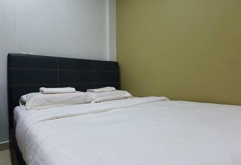 Апартаменты 2 Спальни, Oyo Home 90435 Sena Home Homestay #819