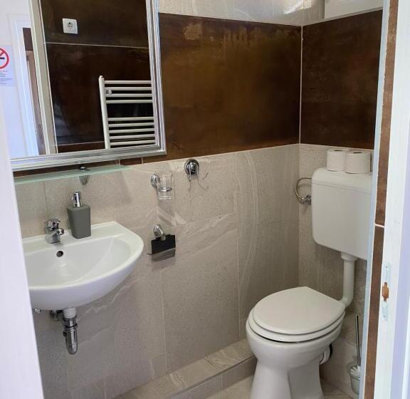 Апартаменты 1 Спальня, Platán Apartmanház