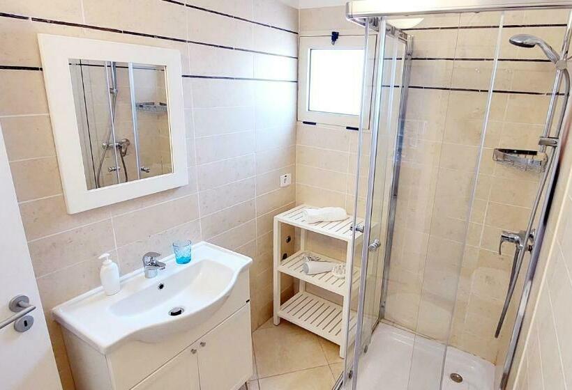 آپارتمان 1 خوابه, Branco Suites   Rooms & Holiday Apartments