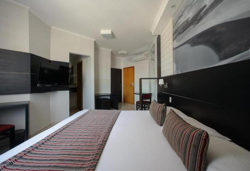 Люкс с гидромассажем, Faro Hotel Taubaté