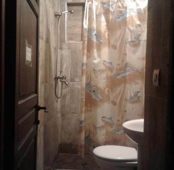 Economy Quadruple Room, Dar Lbakal