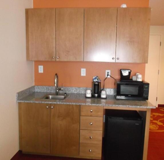Студия Стандарт, Days Inn & Suites By Wyndham Caldwell