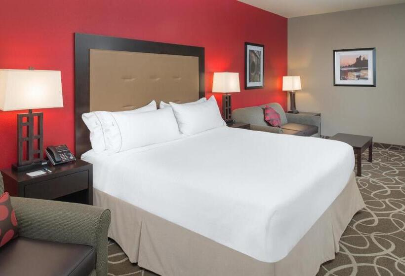 Номер Executive Кровать Кинг, Holiday Inn Express Redwood National Park, An Ihg