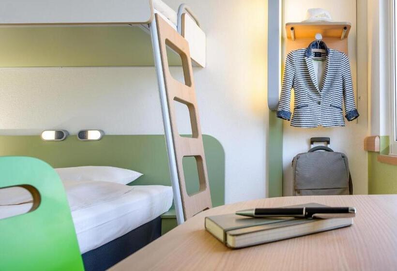 Номер Стандарт Трехместный, Ibis Budget Hamburg City
