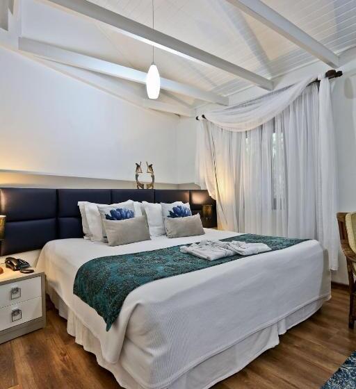 四人豪华间, Estaleiro Guest House