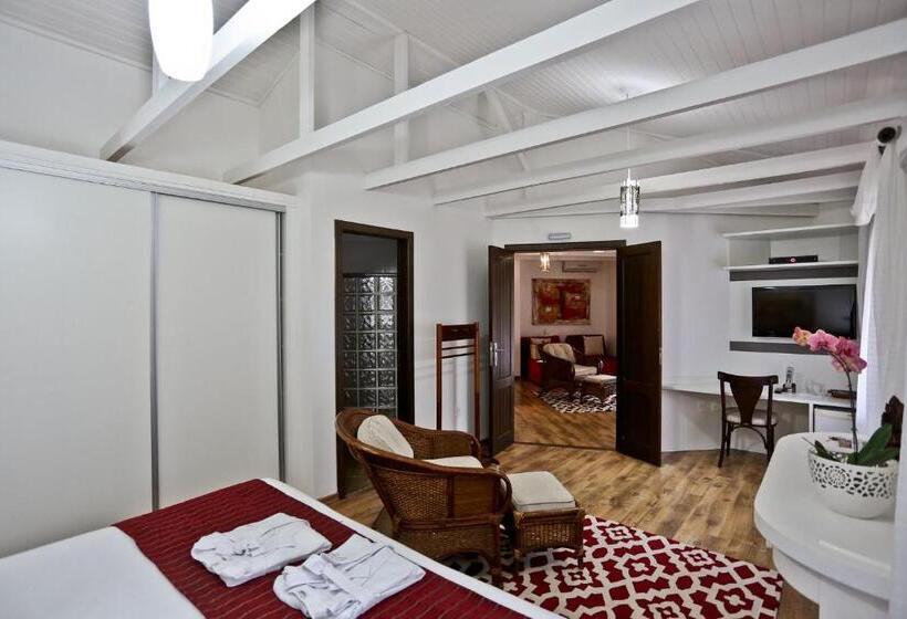 四人豪华间, Estaleiro Guest House