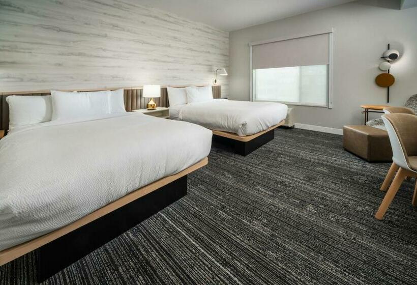 استودیوی استاندارد, Towneplace Suites By Marriott Louisville Downtown