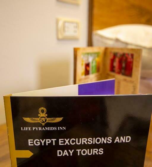 اتاق استاندارد با چشم‌انداز کوهستان, Life Pyramids Inn