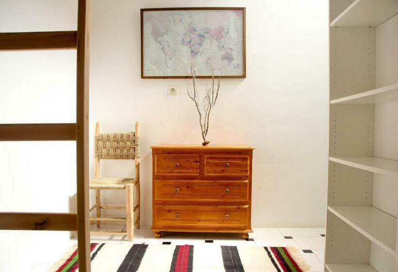 Номер Стандарт, Ifni Surf Hostal