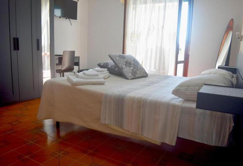 Номер Стандарт с Балконом, B&b L Approdo