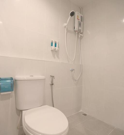 Quarto Familiar Deluxe, Interest Poshtel