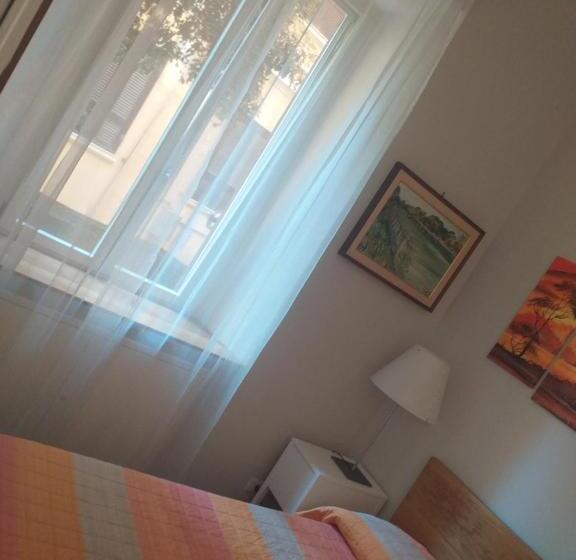 اتاق لوکس, B&b Acquamarina