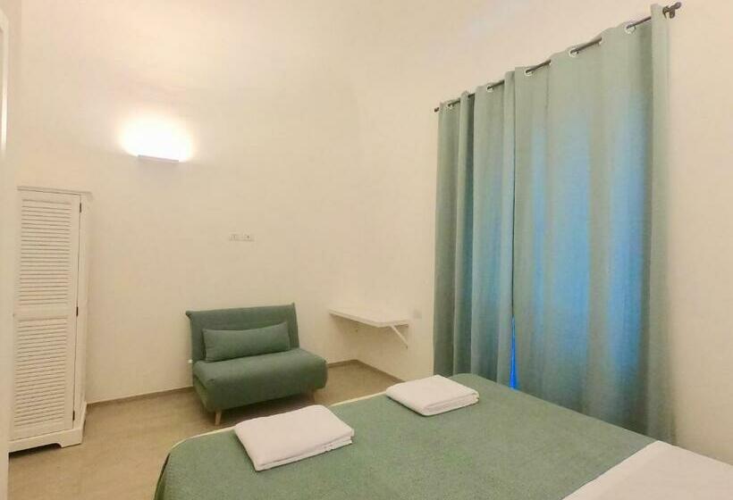 اتاق استاندارد, Central Savona B&b
