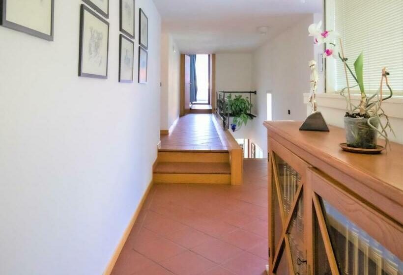 اتاق استاندارد, B&b Villa Apuana