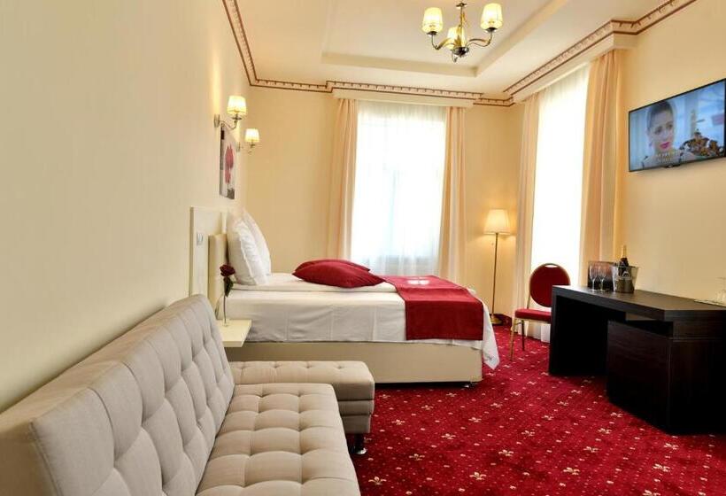 Номер Стандарт Трехместный, Top Royal Central Brasov