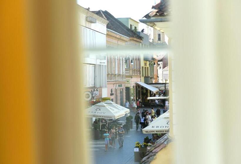 Четырехместный Номер Deluxe, Top Royal Central Brasov