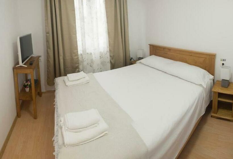 اتاق استاندارد, Pensiunea Casa Maria