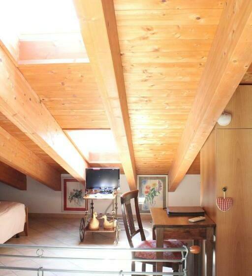 标准间, Bed & Breakfast Lucy