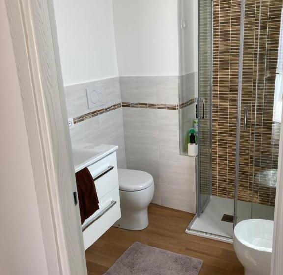Номер Deluxe, Room Saronno + B&b