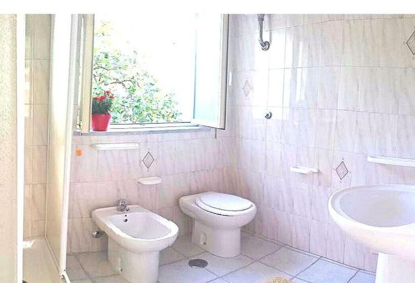 Номер Стандарт, Caramico Room