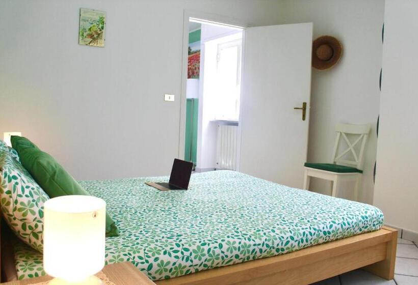 Номер Стандарт, Caramico Room