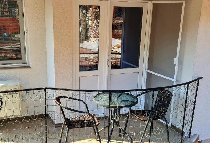 Номер Basic, Fema Guest House