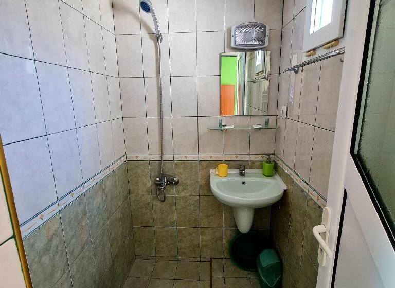 Семейный Номер, Fema Guest House